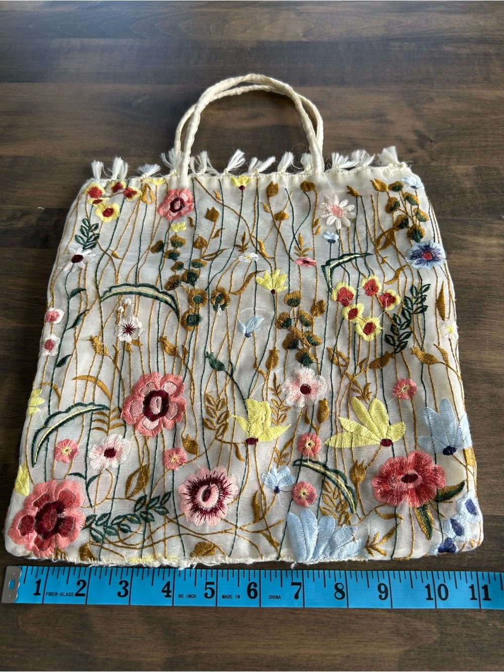 ZARA 🪻🌻🌼🥀🌻🌼🌸Embroidered Floral Tote Bag in Cream with Multicolor Flowers